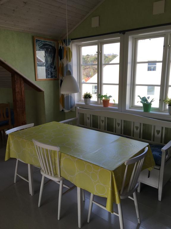 Grebbestads Vandrarhem Exterior foto